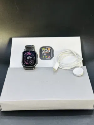 Apple Watch ultra 2 49 MM black battery 2 months under warranty health 100% with box and charger.