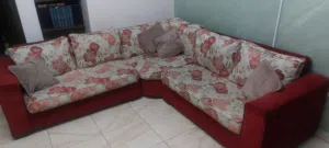 طقم كنب وطربيزات وبرداي للبيع