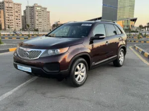 Used Kia Sorento in Tripoli
