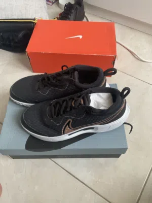 Nikey shoes for sale(read description)