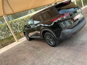 2021 Nissan Rogue (X-Trail) SL – Black – AED 47000