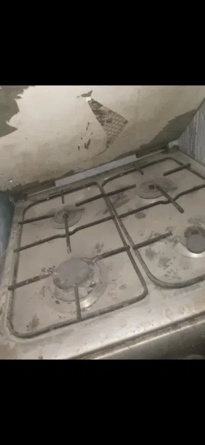 طباخ للبيع تشتغل مابيها شي