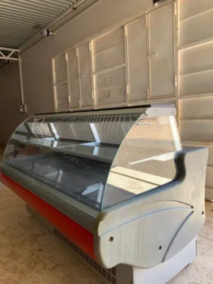 ثلاجه عرض مطاعم