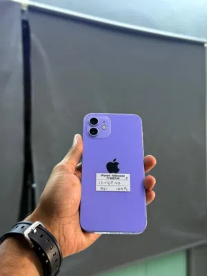 iPhone 12-128 GB Neat and clean device- good performance
