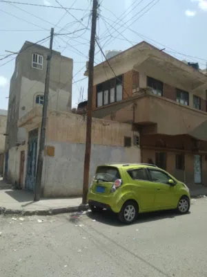 5 ft² More than 6 bedrooms Townhouse for Sale in Sana'a Hayel St.