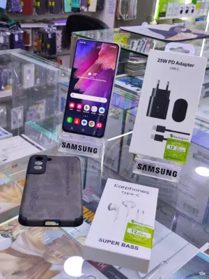 Samsung Galaxy S21 FE 5G 256 GB in Zarqa