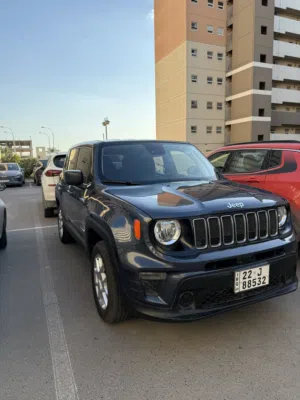 سيارة جيب رنجيد موديل 2023 حلوه كلش مرتبه