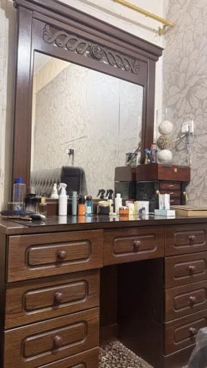 تسريحه غرفه خشبيه
