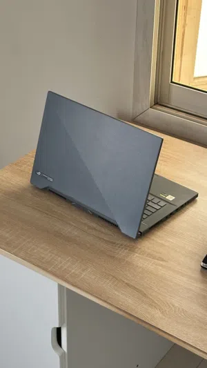 للبيع لابتوب بكرتونه (Gaming) ASUS ROG ZEPHYRUS MI5 (اقرا الوصف)
