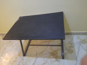 طاوله مكتبيه