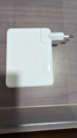 Apple 140W شاحن ابل اصلي 140wUSB-Cpower adapter شاحن ابل 140 w c type