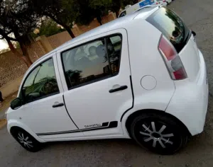 للبيع سياره دايهاتسو بحاله ممتازه جدا لا تحتاج مصروف موديل 2016 ماشيه حوالي 300 الف