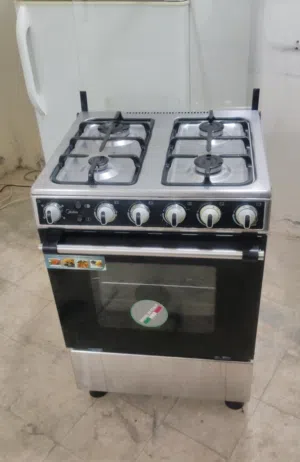 نبيع طباخ 4 شعله مقاس 60 في 60 بحاله ممتازه