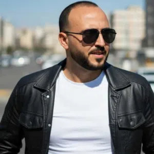 ابو احمد 