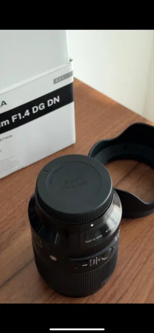 عدسه للبيع.