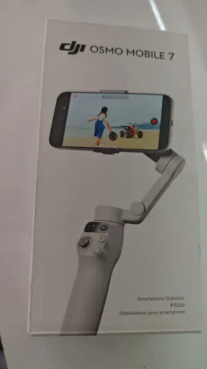 مع DJI Osmo Mobile 7