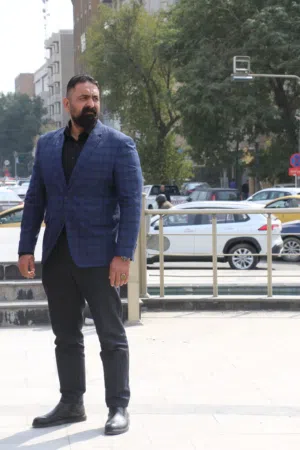علي نهاد 