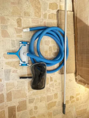 مكنسه وشبكة حوض