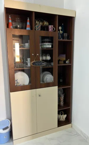 Wooden Showcase Cabinet for Sale – Good Quality