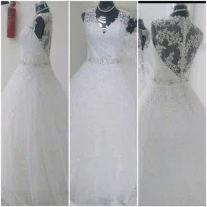 فساتين للبيع