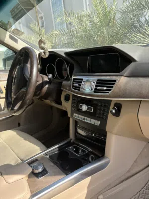 Mercedes E350. 2014
