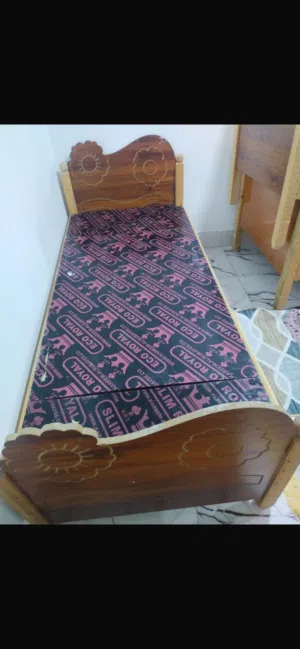 4 سرسر للبيع استعمال جداً قليل