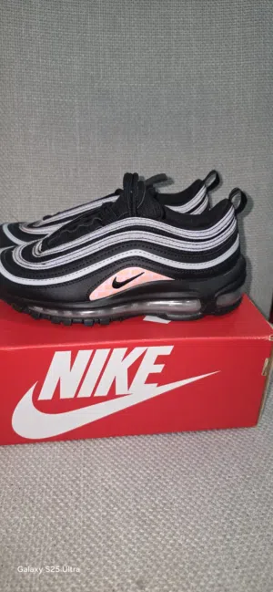 للبيع حذاء نايكي Air Max 97 original جديد بالكرتون