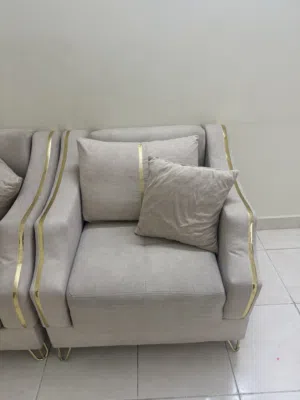 كراسي للبيع بحاله جدن ممتازه