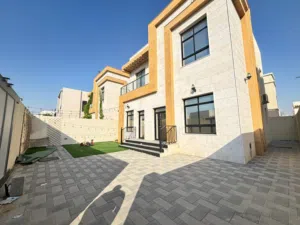 للإيجار فيلا في الزاهية-عجمان
