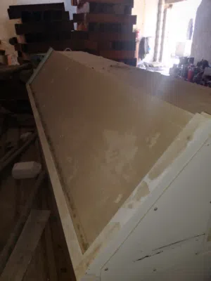 ميز الامنيوم للعصائر جاهز