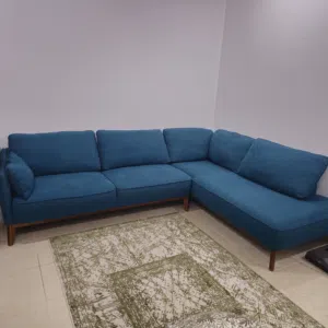 ركنه ابيات بحالة ممتازة للبيع