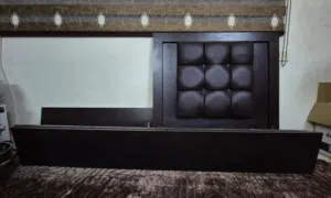 سرير بحالة الجديد