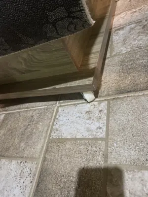 طاوله وسطيه