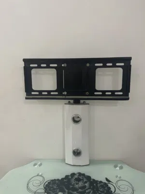 طاولة تلفزيون او شاشه