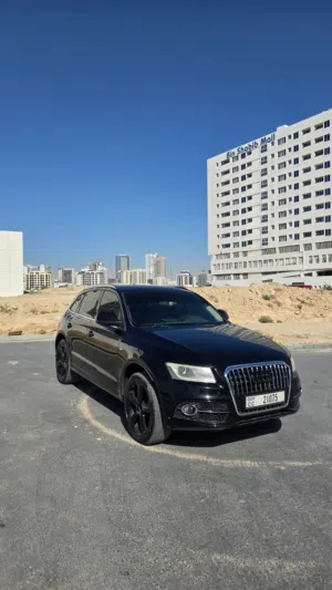 Audi Q5 2015 40 TFSI Quattro, Black Color