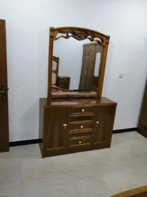 غرفه نوم 5 باب الخارج صاج 4 ملم الداخل عادي 4 ملم القياعده بلوك الضهر جرجوبة براغي التوج زان مصري