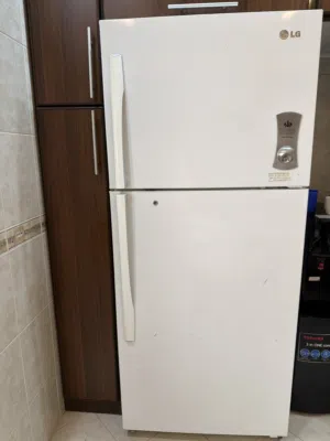 براد ال جي قياس وسط
