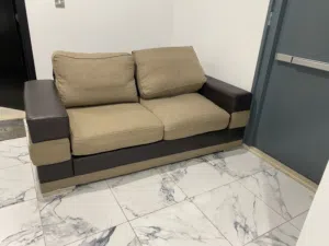 الكنب من ميداس استعمال خفيف السعر الاصلي 400 دينار مطلوب 30 دنيار قابل للتفاوض
