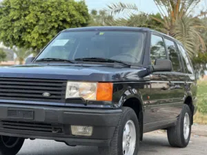 Used Land Rover HSE V8 in Sabratha