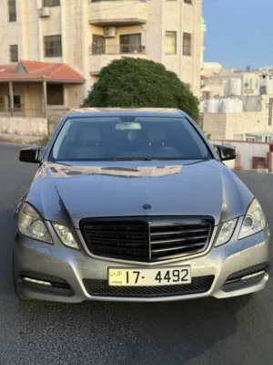 مرسيدس بنز E200 2013 توب نظافة الله يبارك لصاحب النصيب فحص كامل ولا ملاحظة سبعة جيد