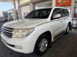 Toyota,Landcruisor, GXR,2011,"60th Annv",Lady driven, 242K, Roofrails,Cruise,7 seat, Sunroof