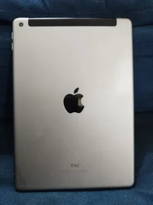 Apple iPad 10 32 GB in Al Riyadh