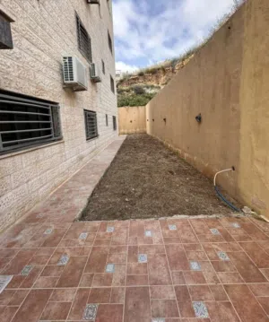 شقة * ارضية * مميزة */للايجار * 3 نوم * ربوة عبدون