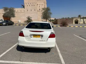 للبدل بما يناسب
