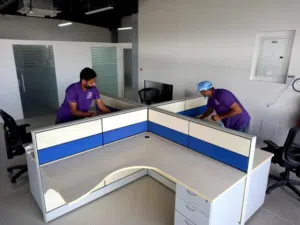 جهّز مساحة عملك أو دراستك باحترافية وبسعر لقطة!