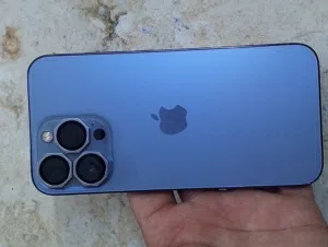 ايفون 13 برو لون بحري مستخدم نضيف