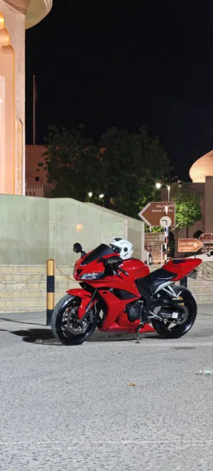 للبيع  CBR 600RR