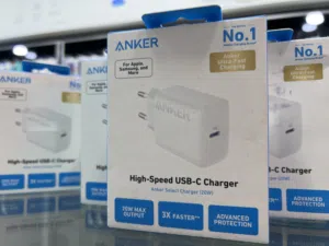 Anker Home charger 20w عظمة شحن انكر الاصلية 20 واط بتزبط للايفون من ايفون 11 لغاية 16 برو ماكس.