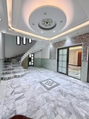بيت قرب مدارس السياب للبيع على شارع مقرنص