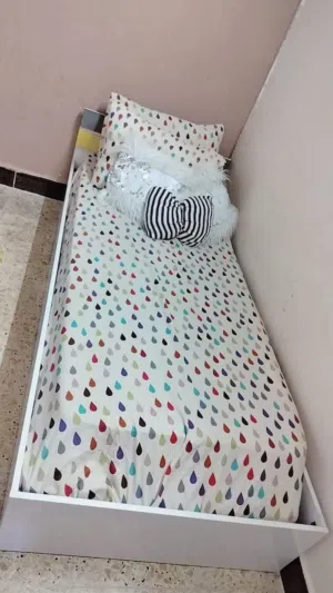 غرفه إم النفر 5قطع للبيع
